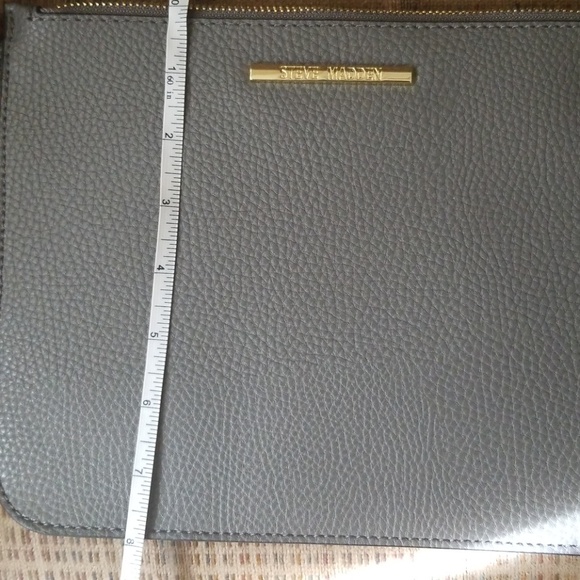 New Steve Madden Gray and Gold Clutch - Picture 5 of 5